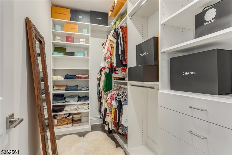 Watchung Mountain Villas - Residential