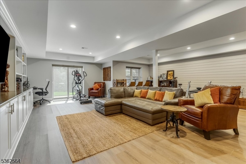 Watchung Mountain Villas - Residential