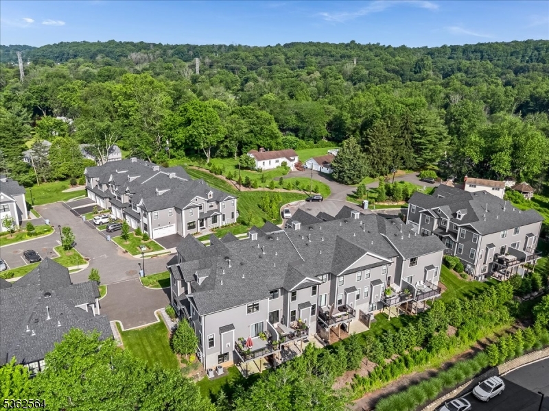 Watchung Mountain Villas - Residential