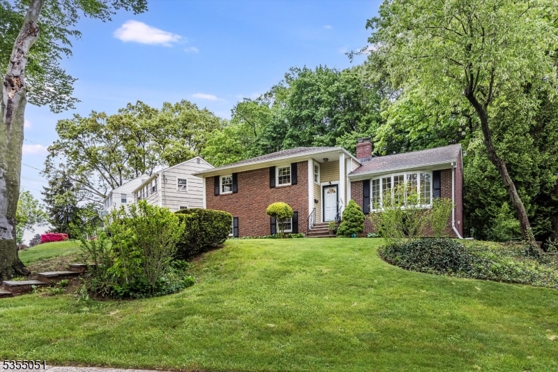 245 Essex Ave