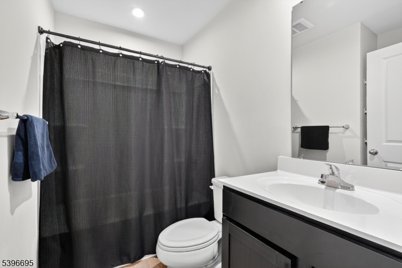 Hawk Pointe/Natures Legacy - Residential