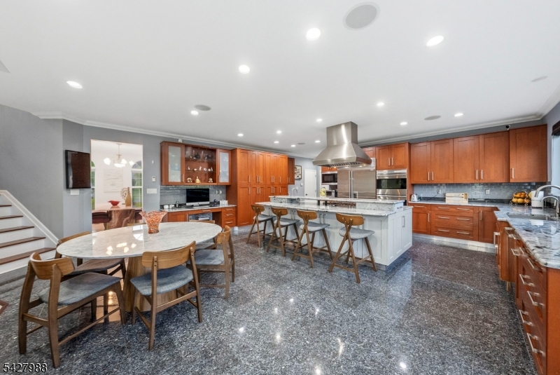 RIDGEWOOD ESTATE - Residential