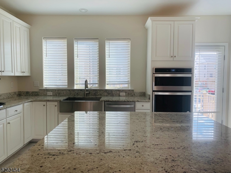 Livingston Square - Residential Lease