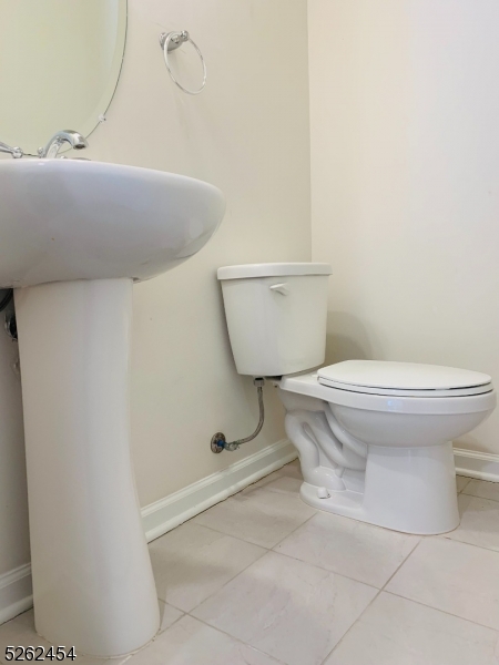 Livingston Square - Residential Lease