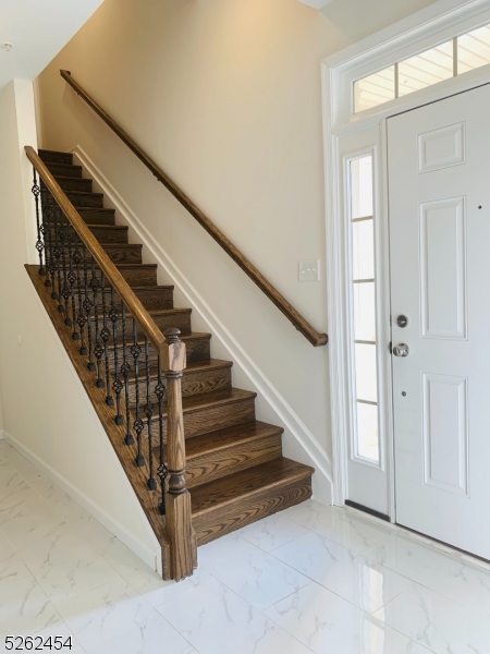 Livingston Square - Residential Lease