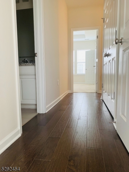 Livingston Square - Residential Lease