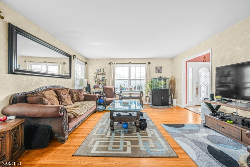 DORSET FARMS - Residential