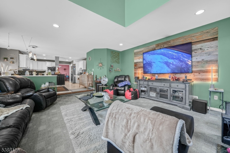 DORSET FARMS - Residential