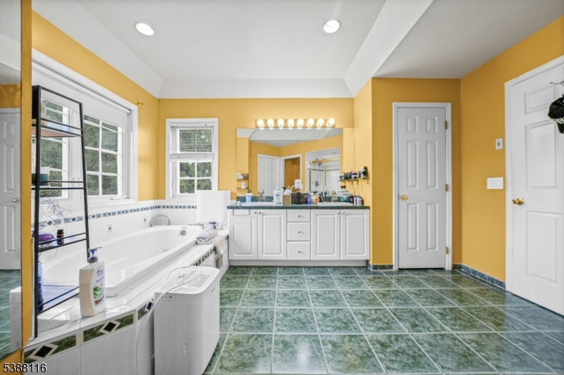 DORSET FARMS - Residential