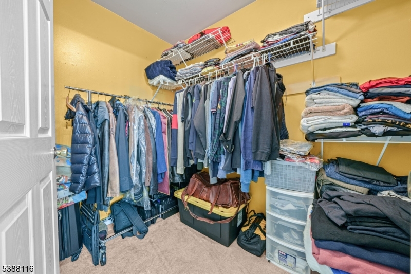 DORSET FARMS - Residential