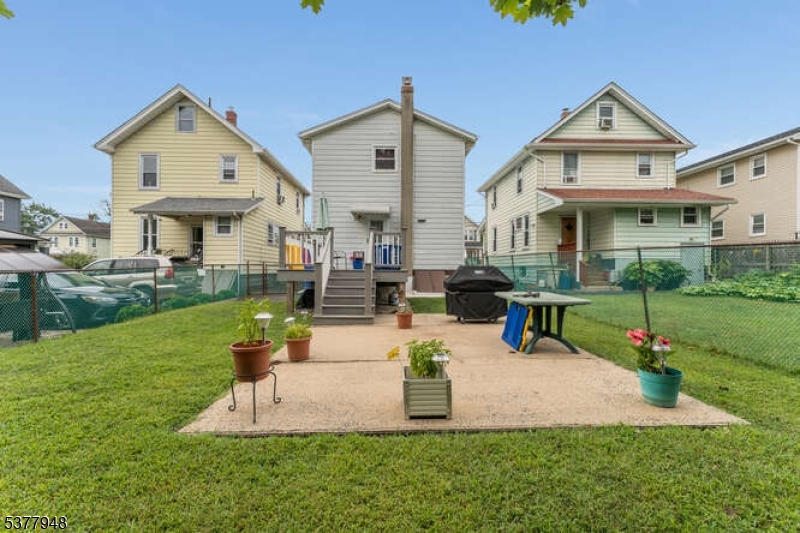 Franklin Twp., New Jersey 08873, United States, 3 Bedrooms Bedrooms, ,2 BathroomsBathrooms,Residential,Coming Soon,191041