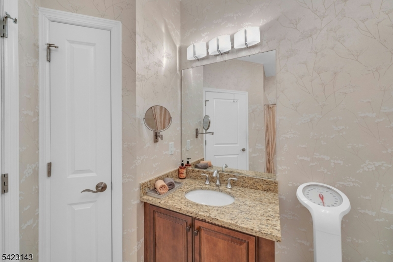 Winthrop Court - Residential