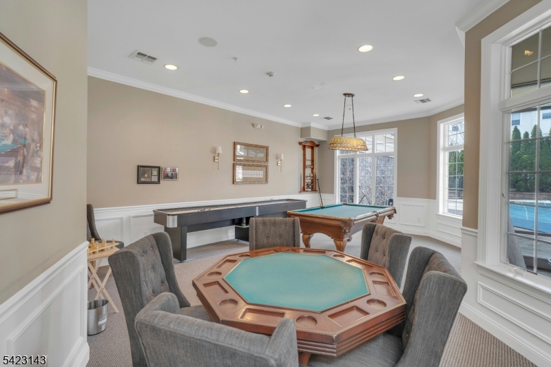 Winthrop Court - Residential