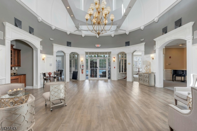 Winthrop Court - Residential