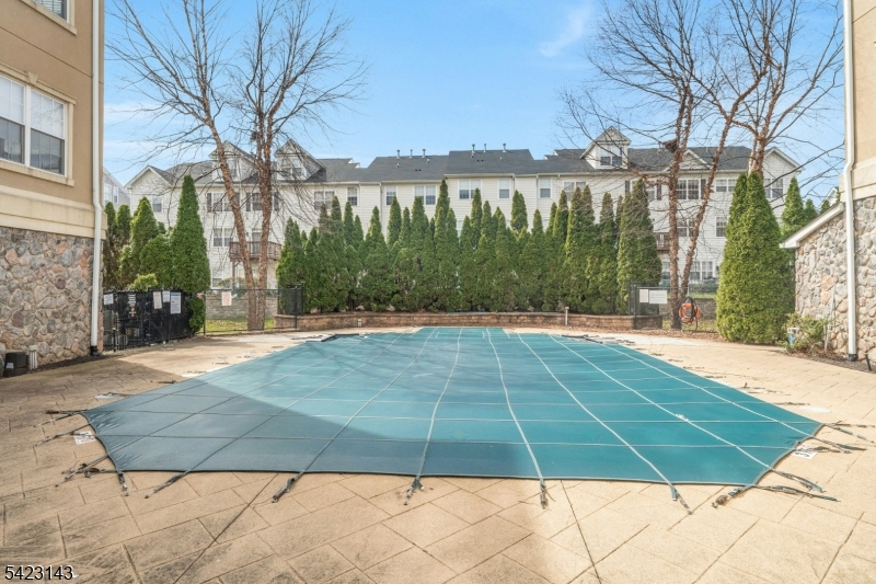 Winthrop Court - Residential