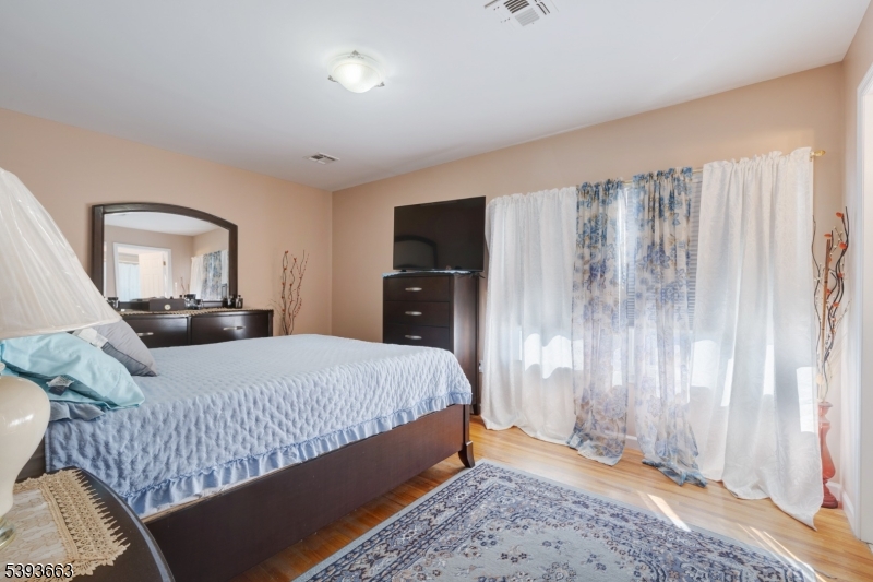 lronbound - Residential