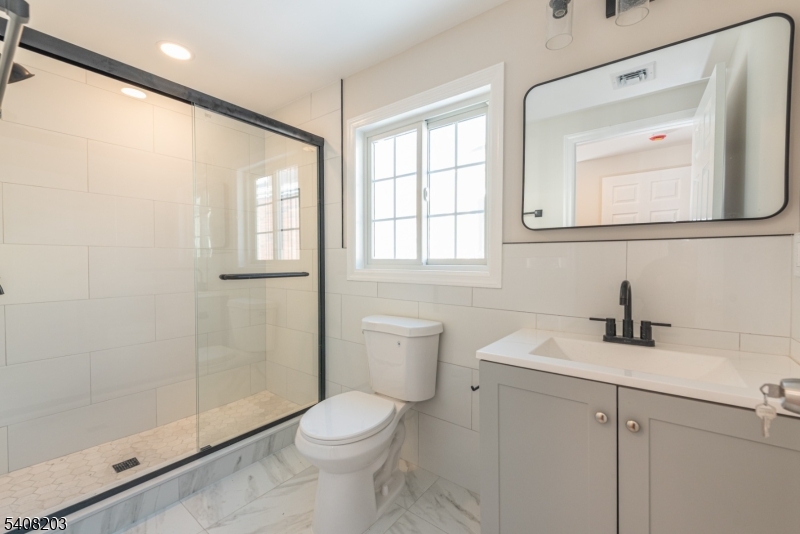 Mount Glen Lakes - Residential