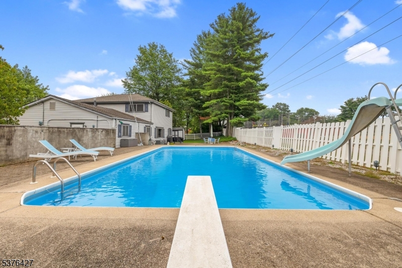 Clover Hill - Residential