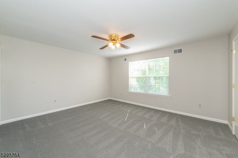 Seasons Glen - Residential Lease