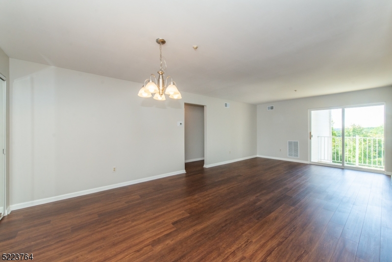 Seasons Glen - Residential Lease