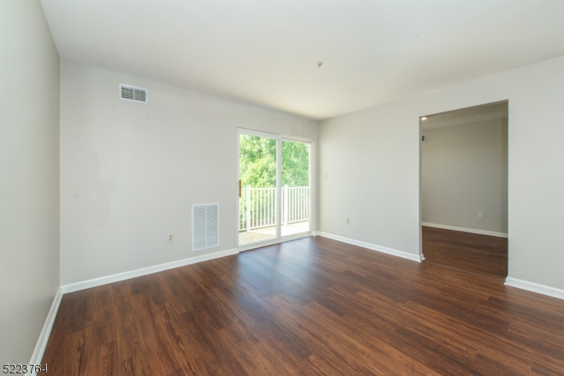 Seasons Glen - Residential Lease