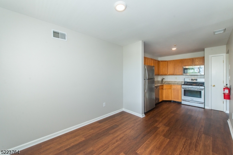 Seasons Glen - Residential Lease