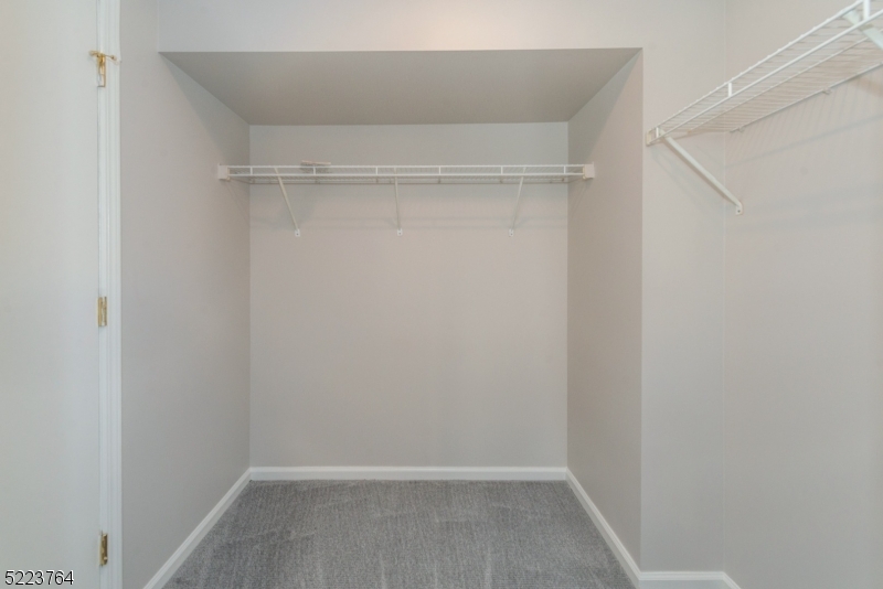 Seasons Glen - Residential Lease