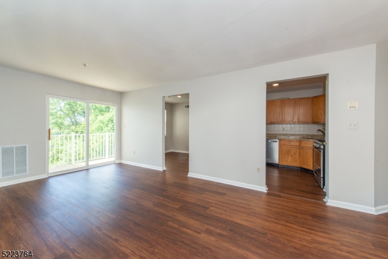 Seasons Glen - Residential Lease