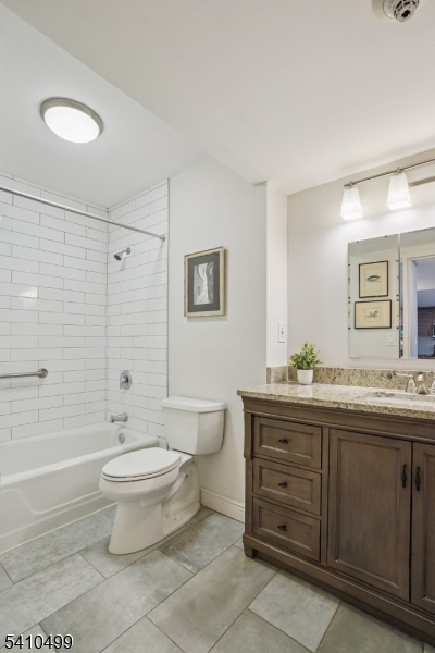 Claridge House 2 - Residential