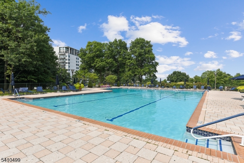 Claridge House 2 - Residential