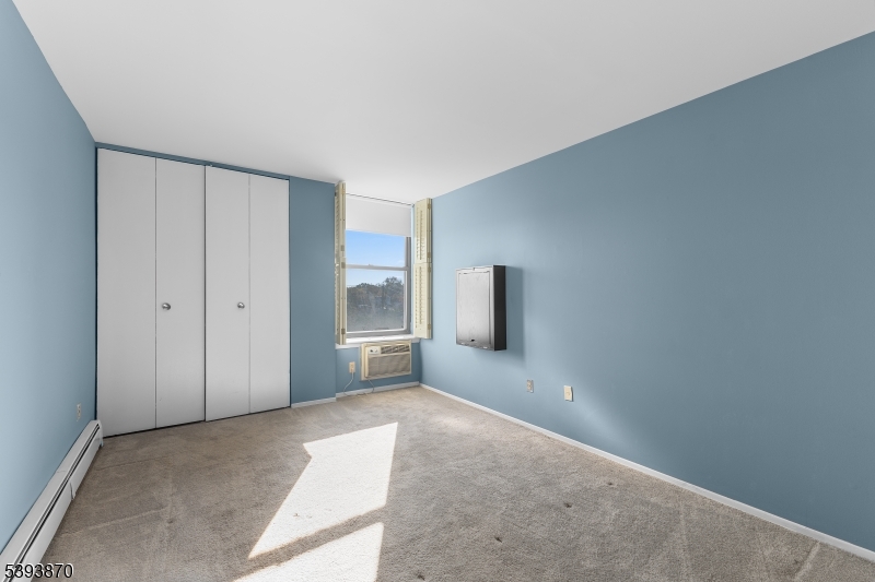 Green Knoll Condominiums - Residential Lease