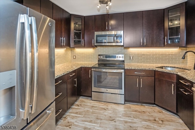 South Green I - Residential Lease