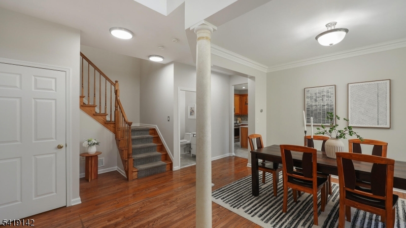 Montgomery Hills - Residential