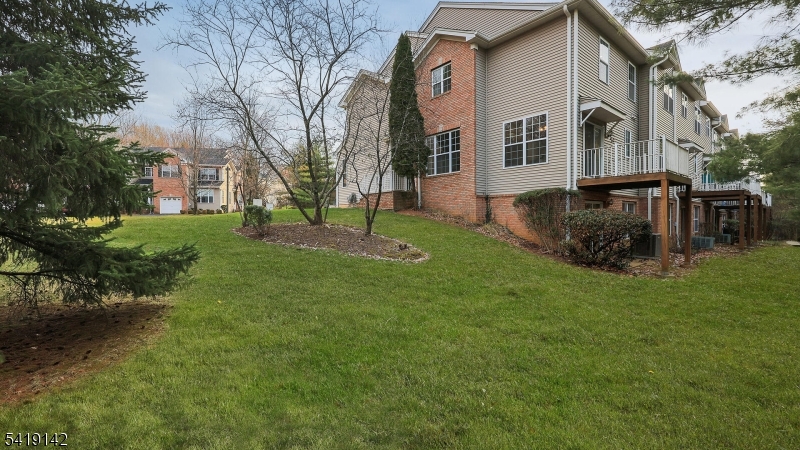 Montgomery Hills - Residential