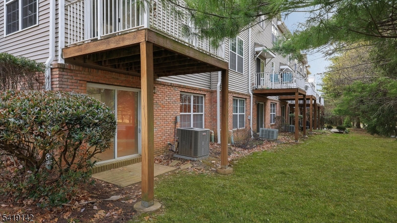 Montgomery Hills - Residential