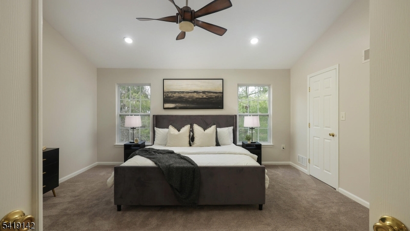 Montgomery Hills - Residential