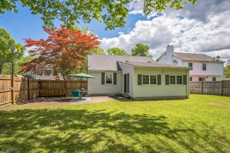 129 River Dr