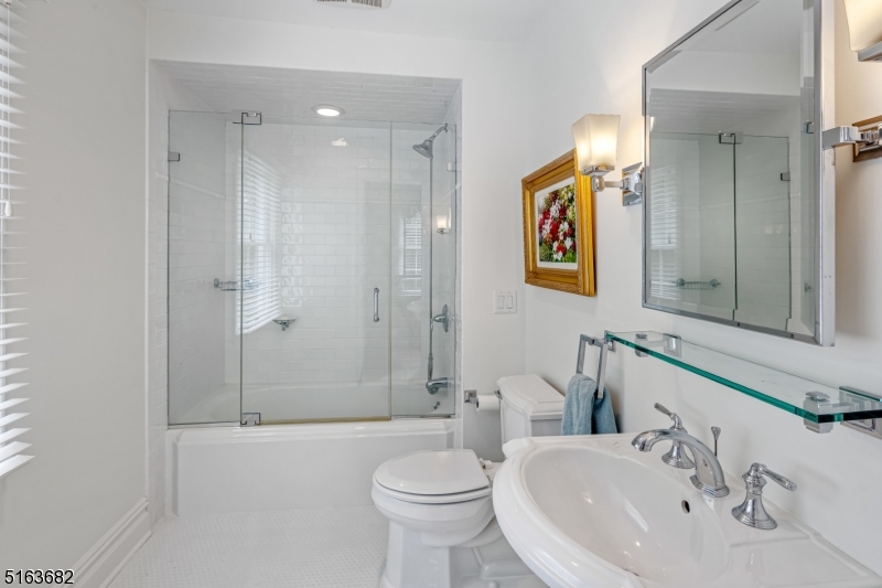 Bernardsville Mountain - Residential