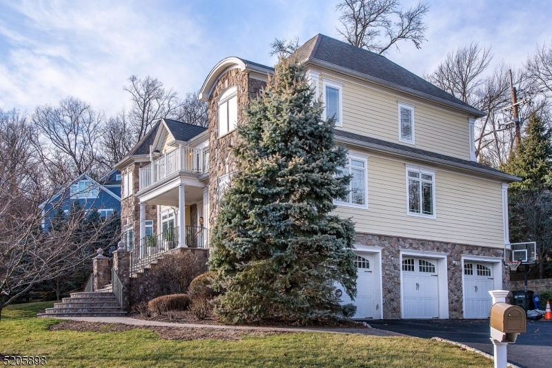 The Court Estates - Residential