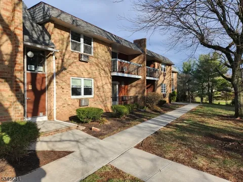 808 Eves Dr Unit 2R, Hillsborough Twp., NJ 08844 - MLS#: 3952350