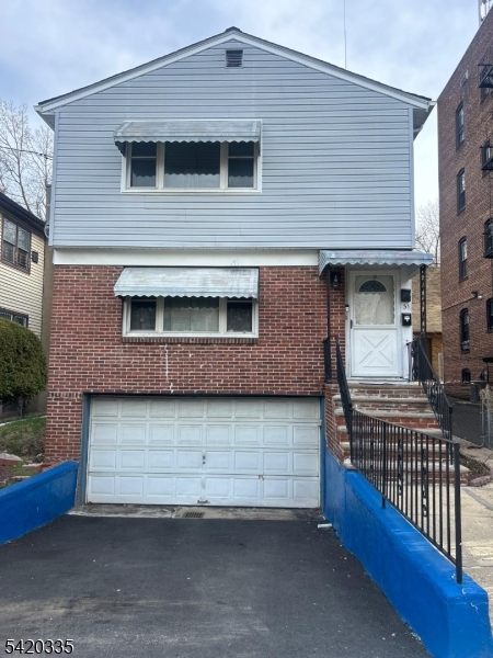 Photo 1 of 9 — 31 Yale Ave, Irvington Twp., NJ 07111