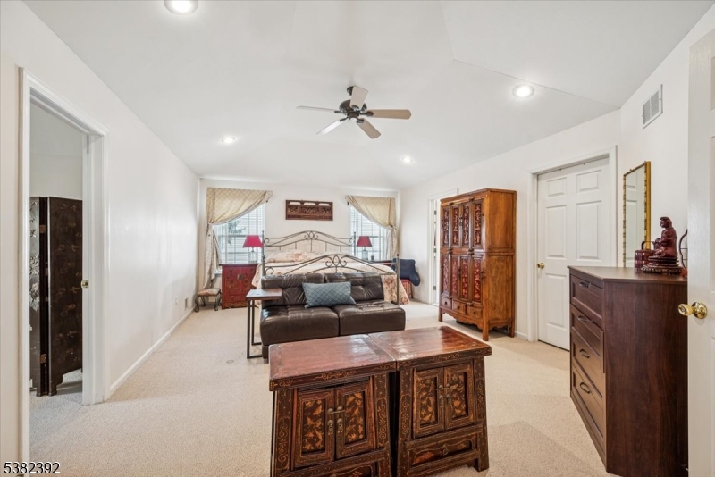 Green Brook Twp., New Jersey 08812, United States, 4 Bedrooms Bedrooms, ,3 BathroomsBathrooms,Residential,Active,211296