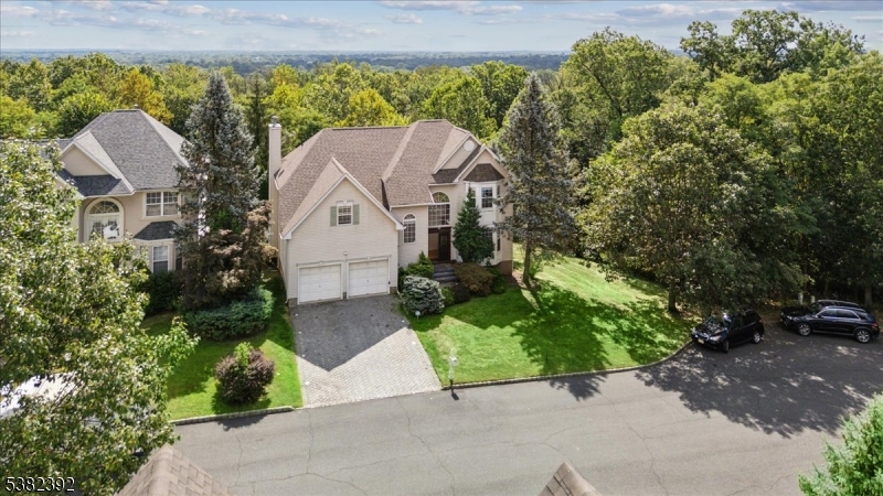 Green Brook Twp., New Jersey 08812, United States, 4 Bedrooms Bedrooms, ,3 BathroomsBathrooms,Residential,Active,211296