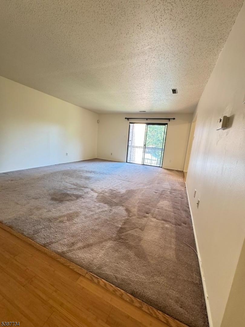 Edison Glen Terr - Residential Lease