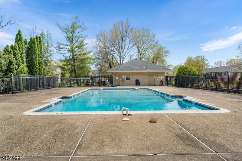Deer Run Golf & Tennis Club - Residential