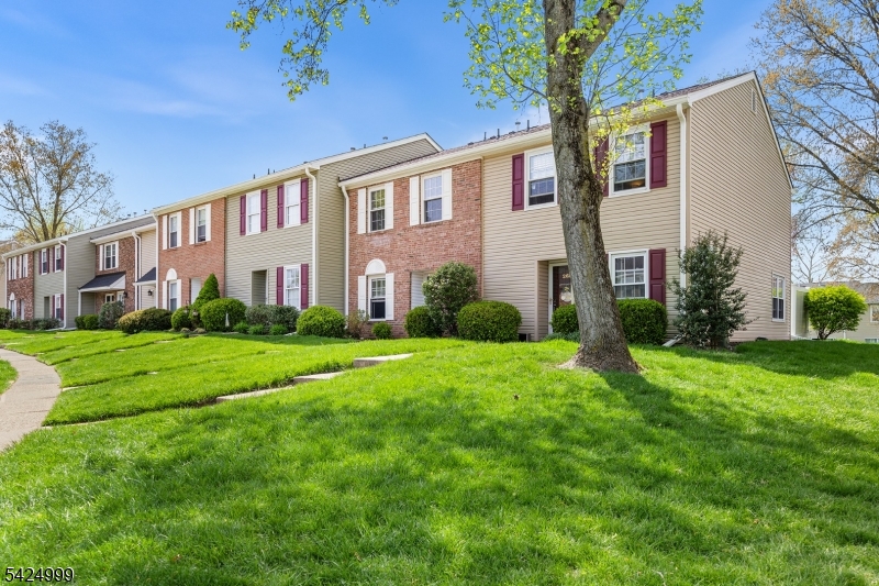 Deer Run Golf & Tennis Club - Residential