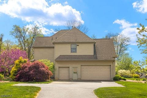 2 Sutton Ct Hardyston Twp. NJ 07419