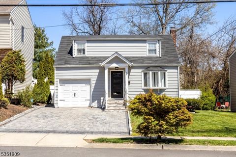 64 South Pkwy, Clifton City, NJ 07014 - MLS#: 3957516