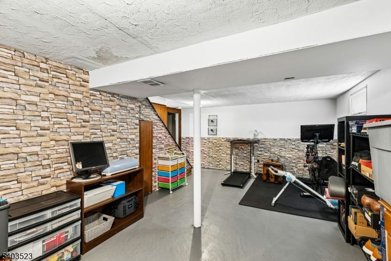 Cranford Border - Residential