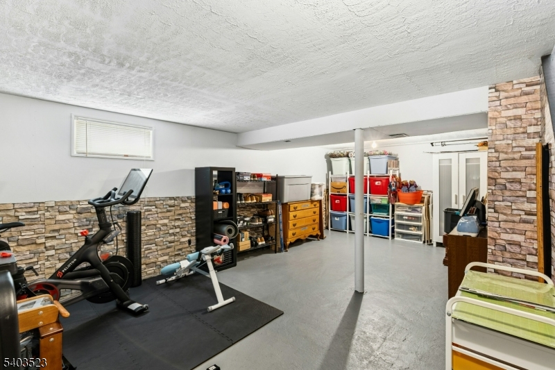 Cranford Border - Residential